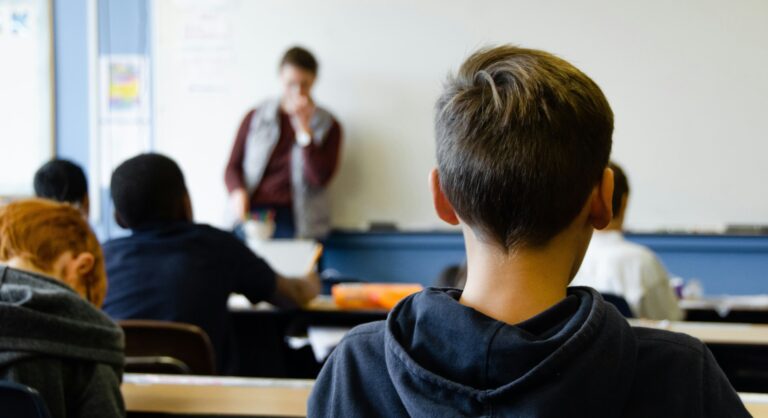 Oregon Teacher Sexual Abuse Whos To Blame Crew Janci Llp